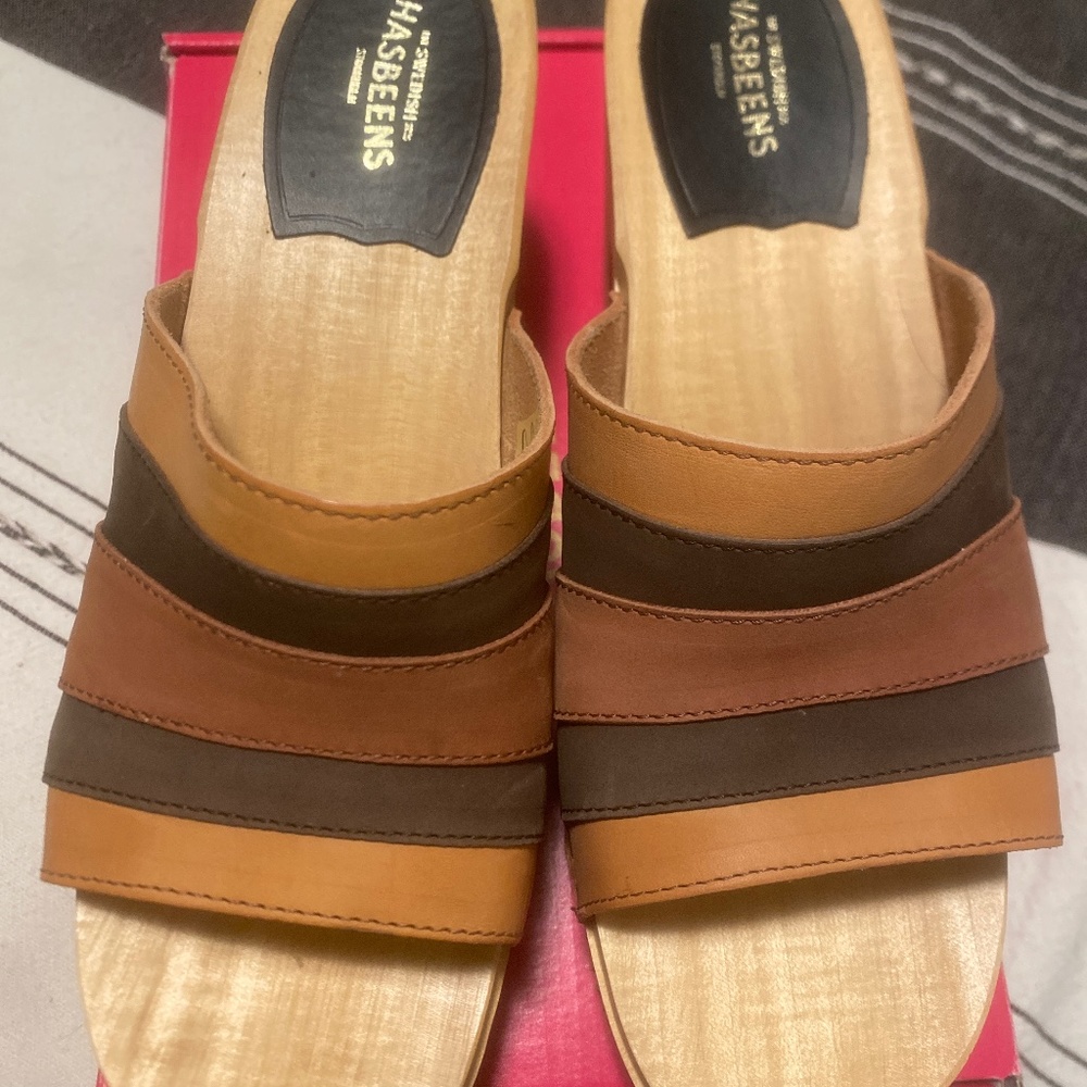 Clogs